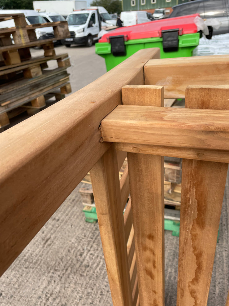 Hardwick Two Seat Extra Thick **CLEARANCE** COLLECTION ONLY!